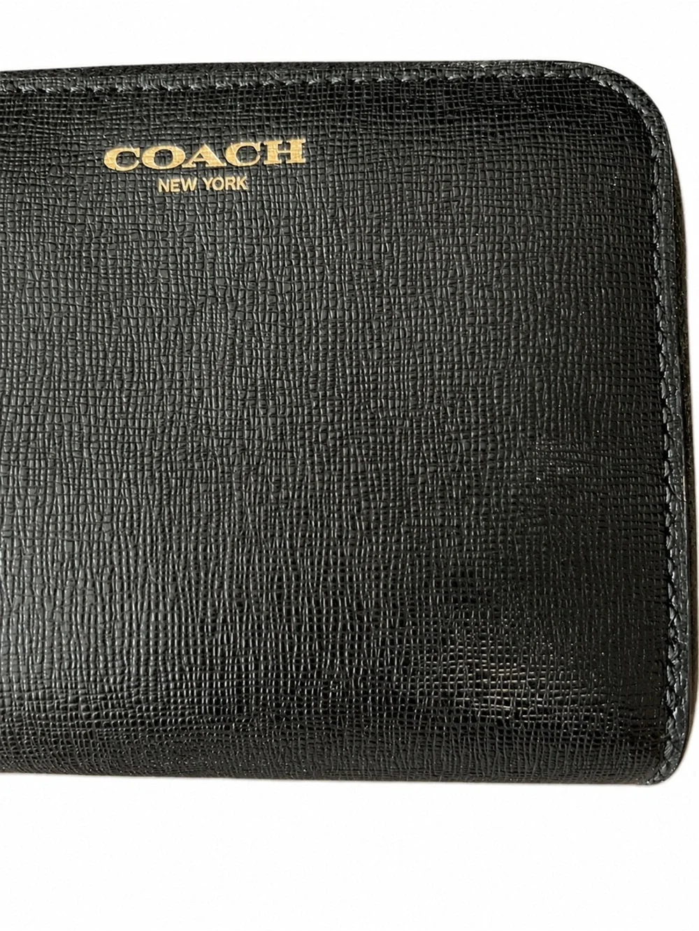 Coach classic compact